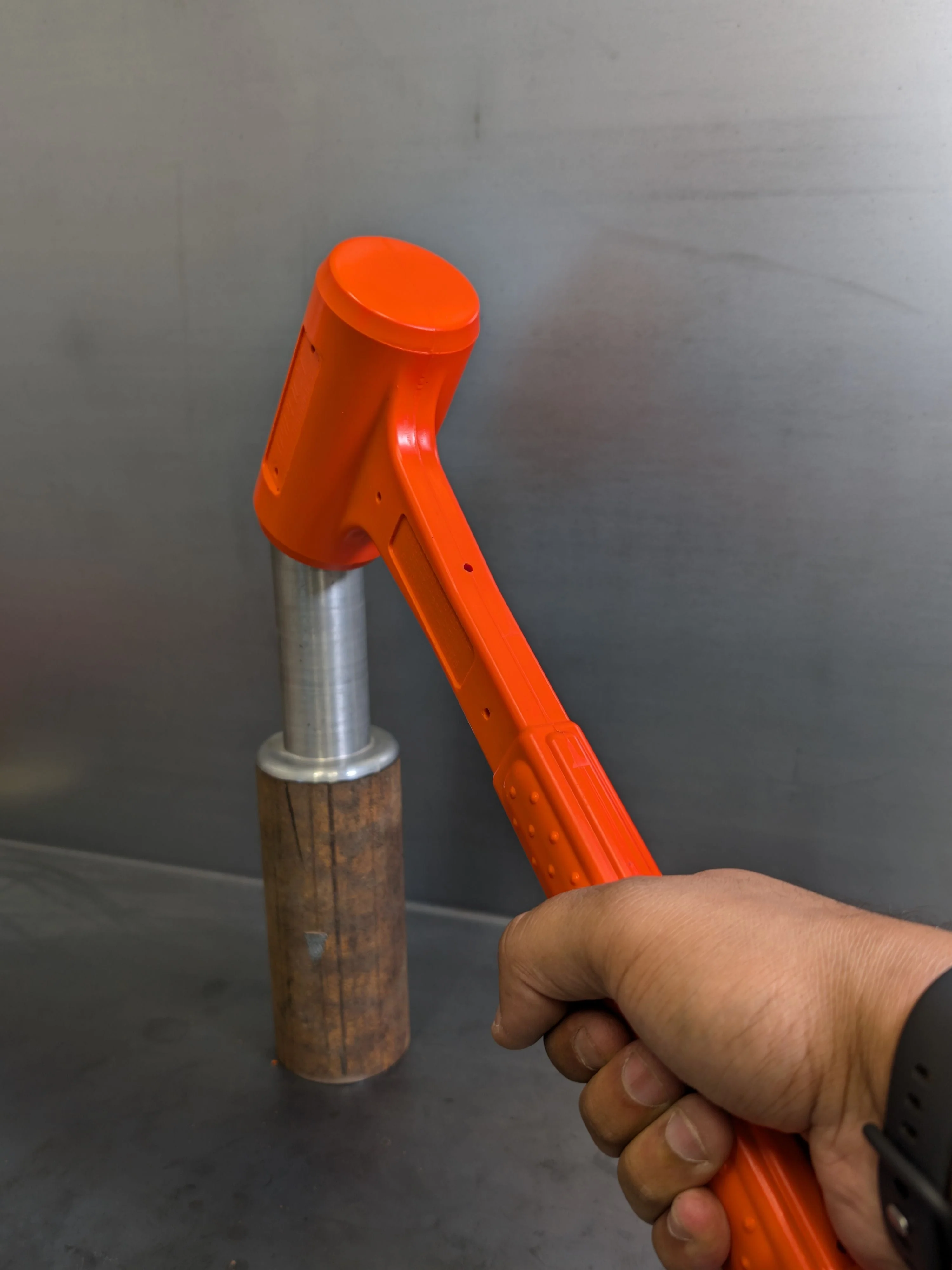 36oz Dead Blow Hammer - Image 6