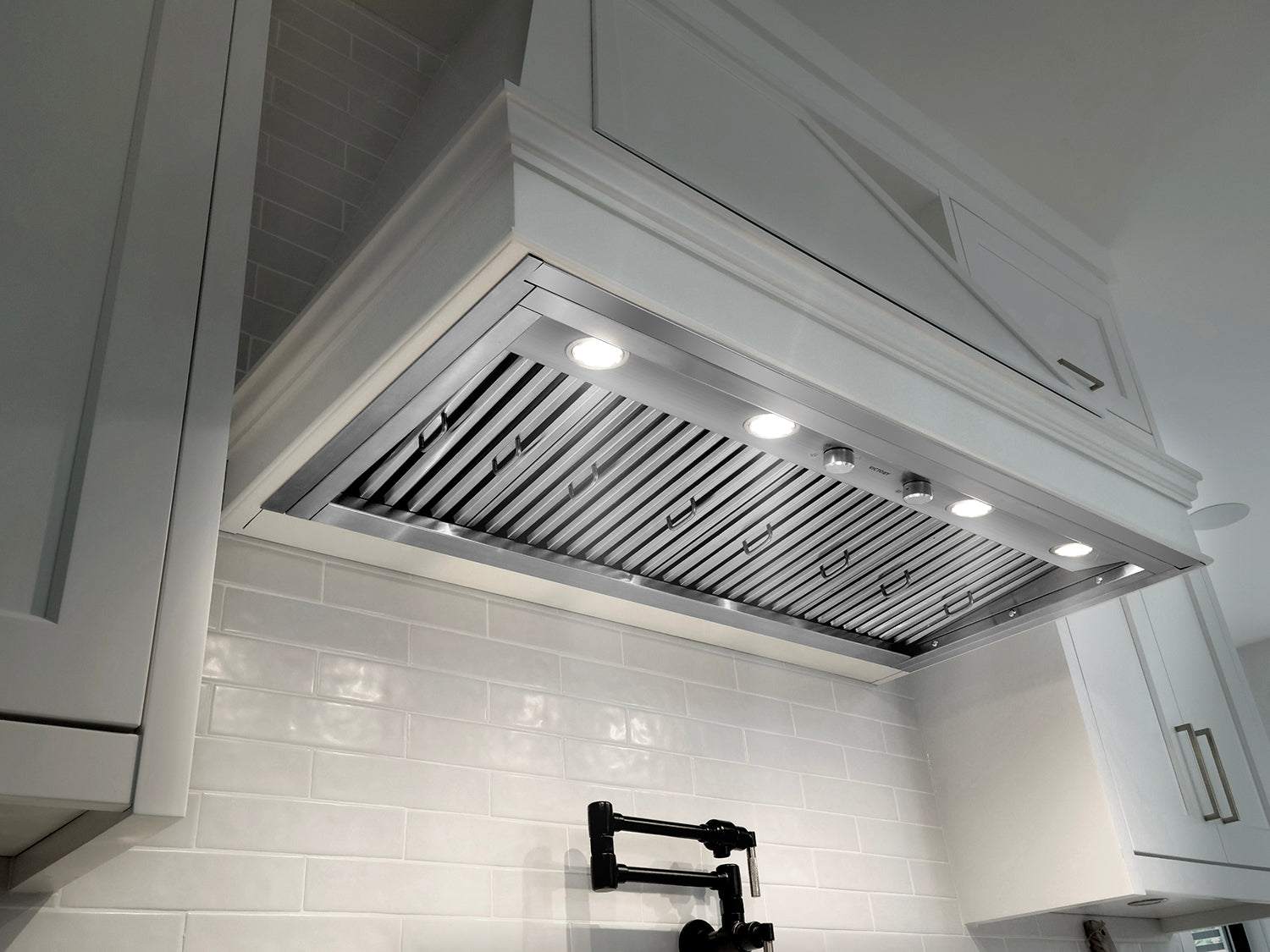 48 Inch 1200 CFM Range Hood Insert - VICTORY Typhoon - Image 3