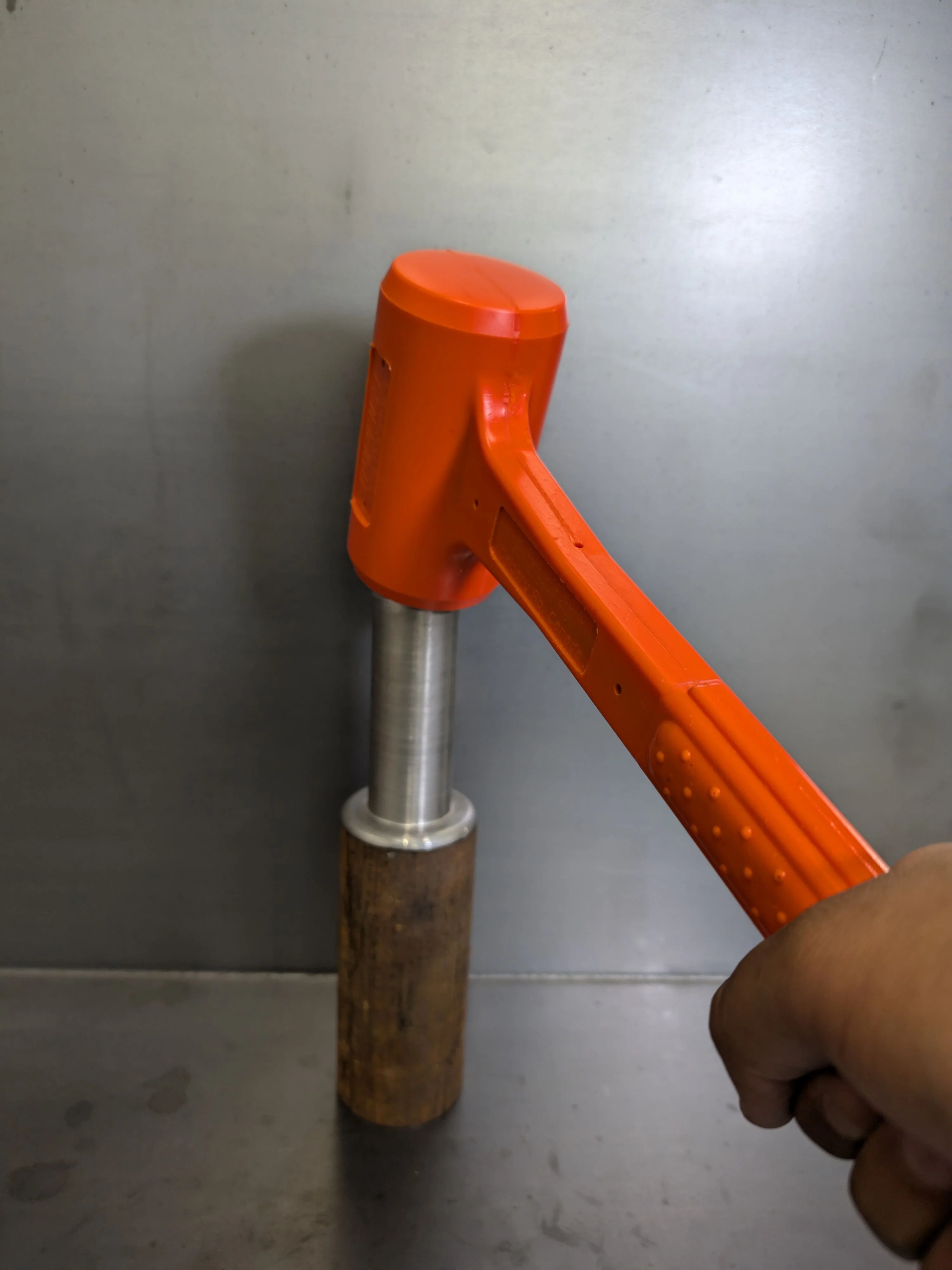 52oz Dead Blow Hammer - Image 7