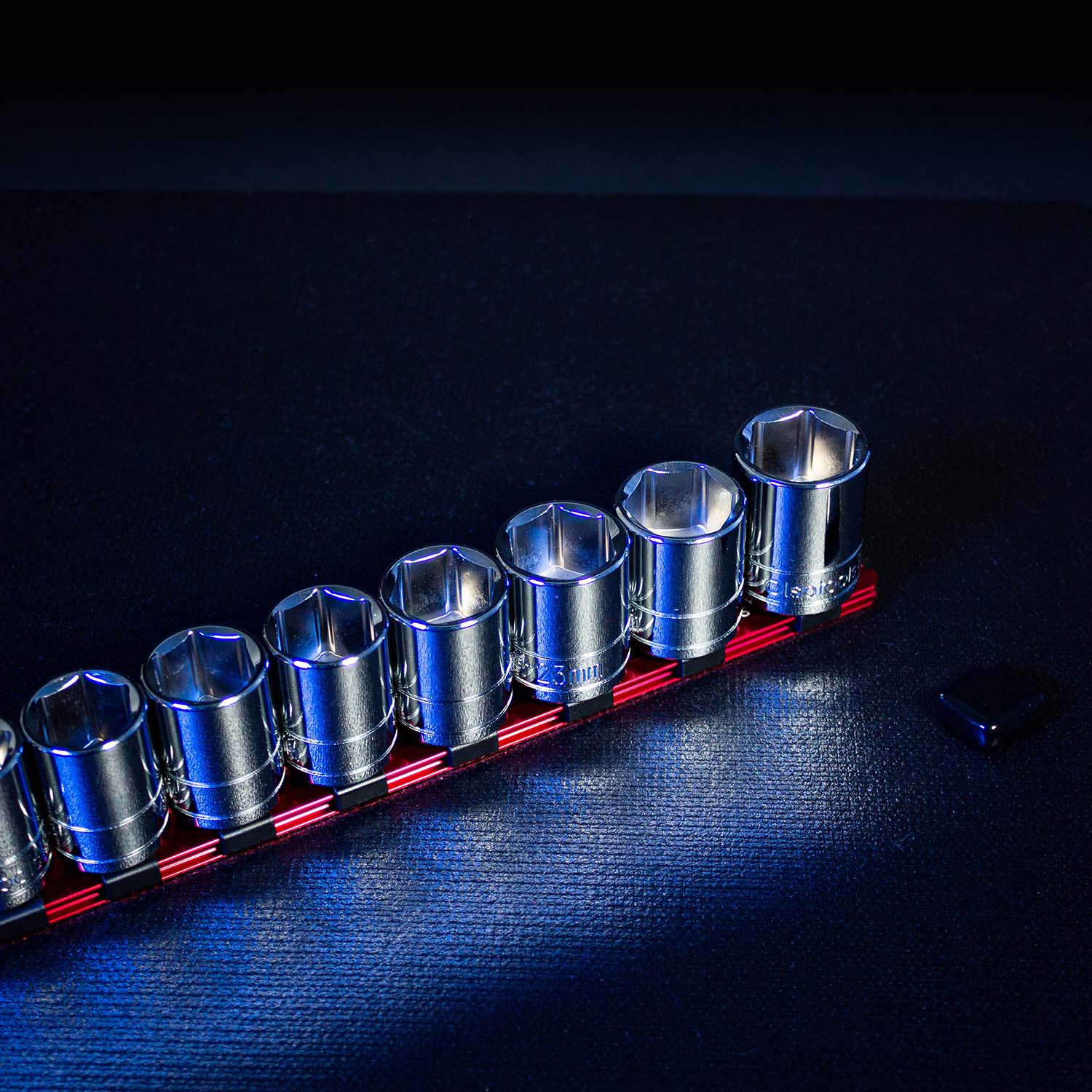 Aluminum Socket Organizer Rails With Rubber End Caps - Image 178