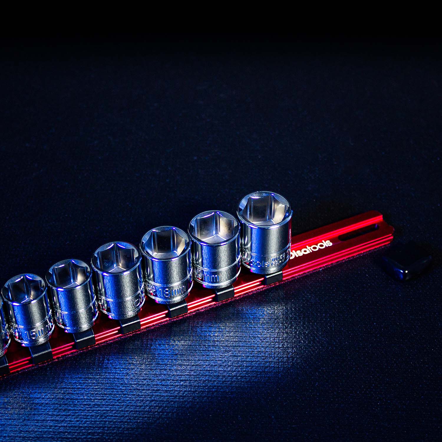 Aluminum Socket Organizer Rails With Rubber End Caps - Image 180