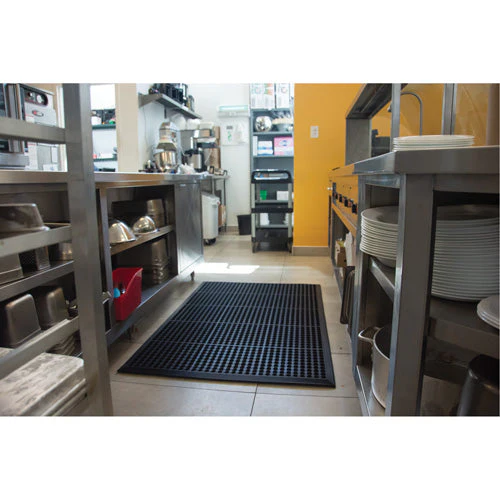 Anti-Fatigue Matting, Slotted, 3' x 5' x 7/8", Black, Natural Rubber - Image 2