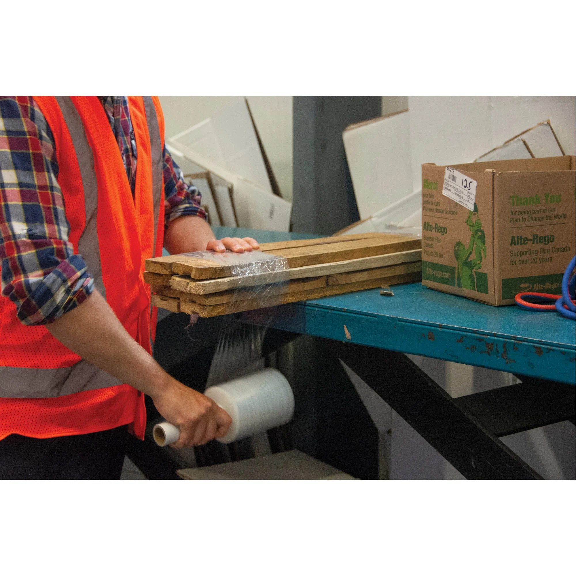 Banding Film, Cast, 120 Gauge, 3" x 650' - Image 3