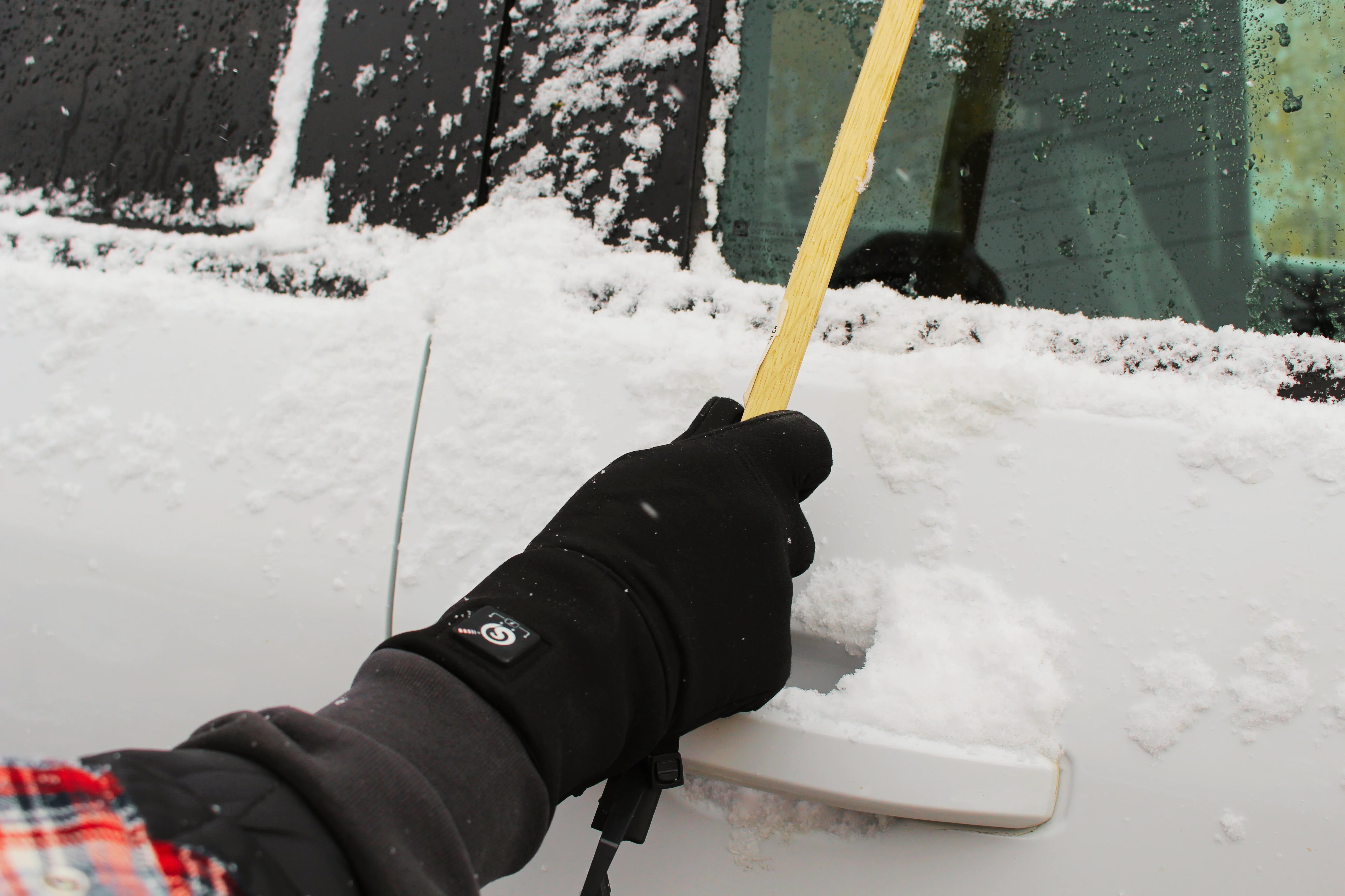 Heated Breathable Thin Glove Liners - Image 15