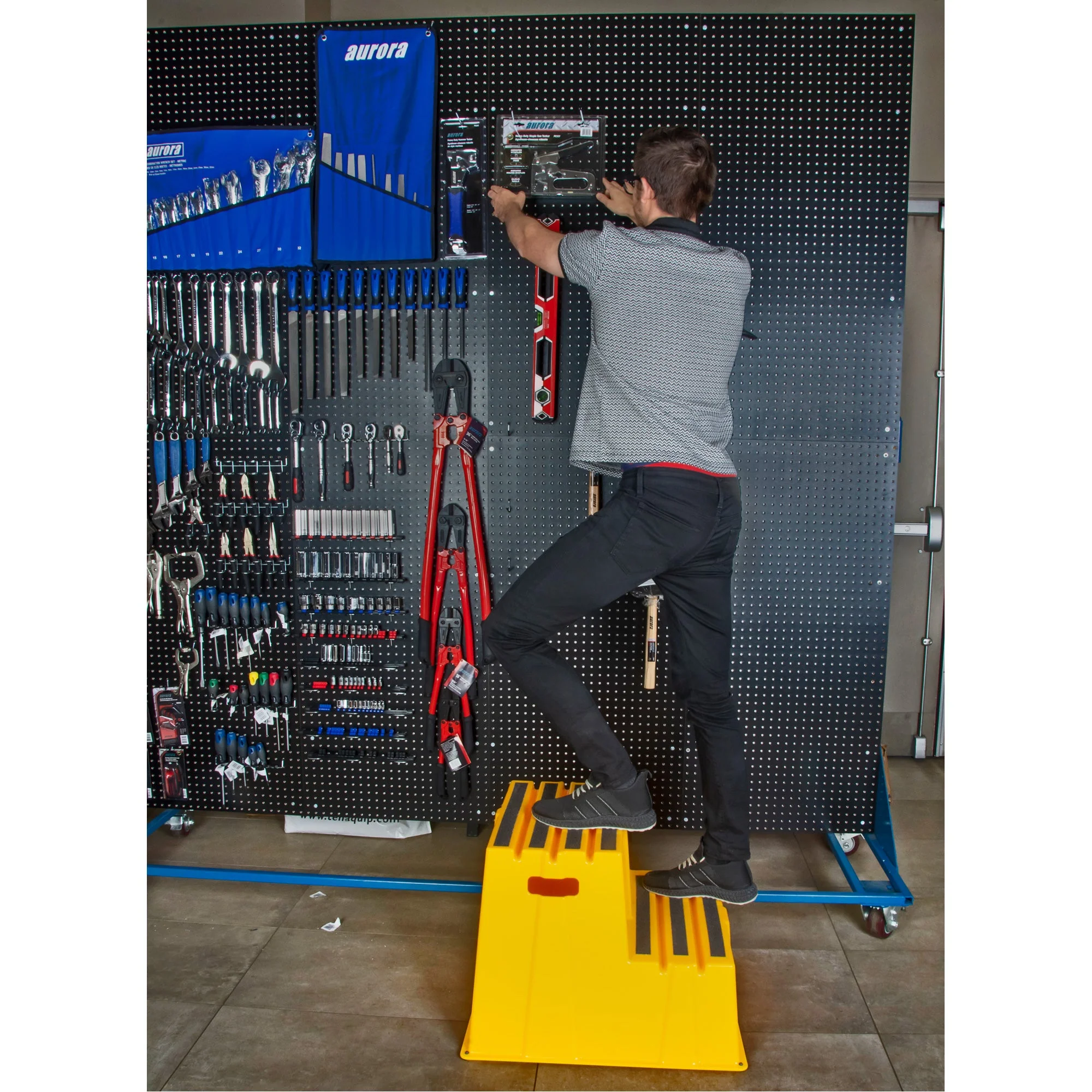 Industrial Step Stool, 2 Steps, 26" x 22-7/16" x 19-11/16" High - Image 8