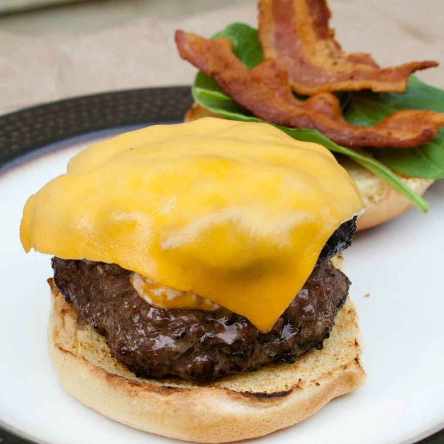 Jim Beam 9" Burger Cover and Cheese Melting Dome - Image 8