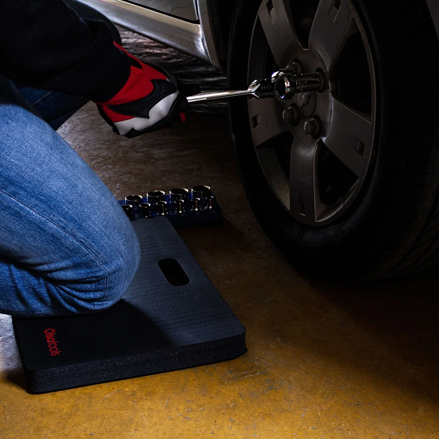 Kneeling Work Mat, Mechanics Kneeling Pad Density 18" x 11" x 1" - Image 6
