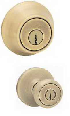 Kwikset Tylo Antique Brass Deadbolt and Entry Door Knob 1-3/4 in. - Image 2