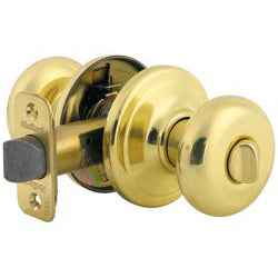 Kwikset Juno Polished Brass Privacy Lockset 1.75 in. - Image 3