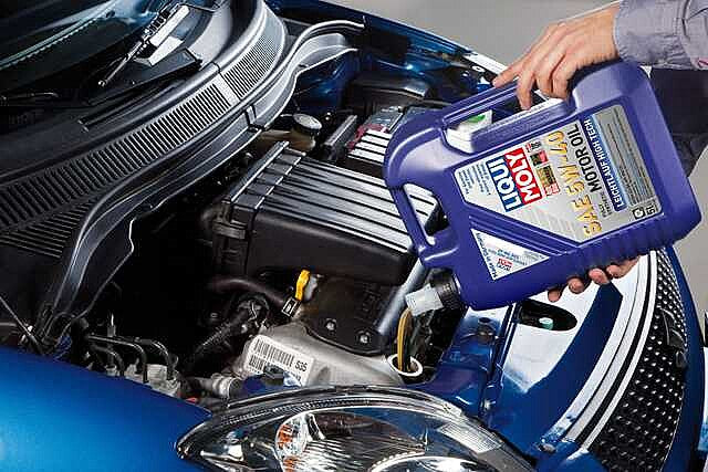 Liqui Moly Leichtlauf High Tech 5W-40 Motor Oil - 5 Liters - Image 3