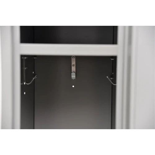 Lockers - Image 2