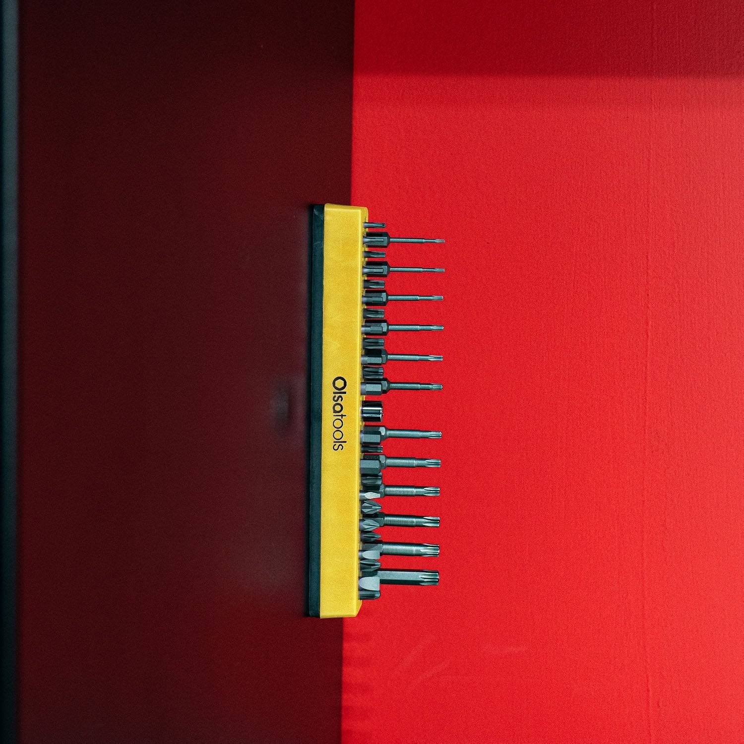 Magnetic Hex 1/4" Bit Organizer - Image 77