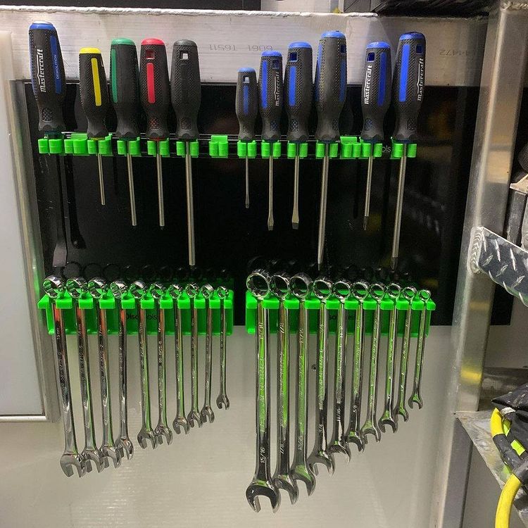 Magnetic Screwdriver Organizer - Image 83