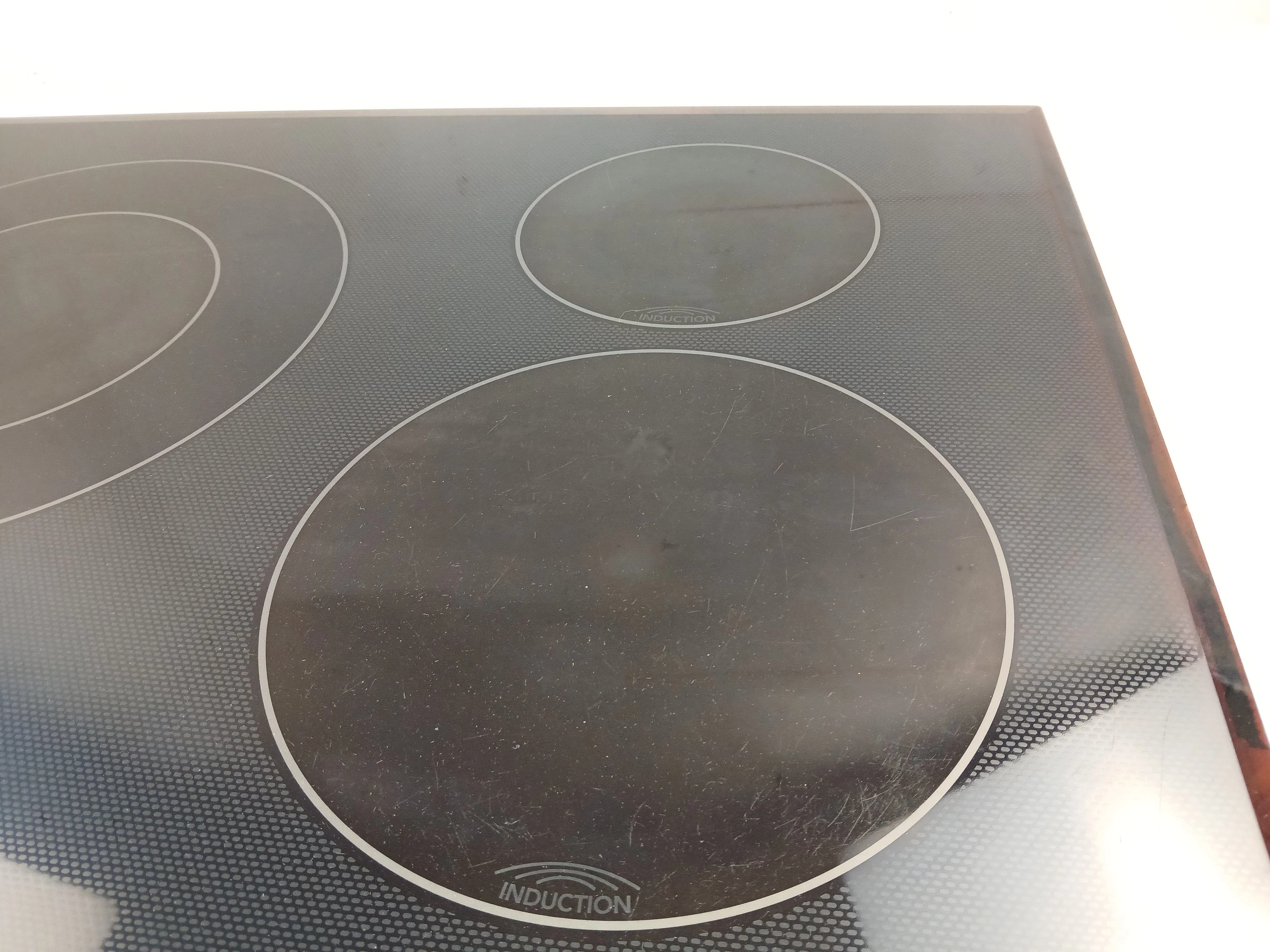 W10122346 Used Induction Cooktop Glass - Image 3