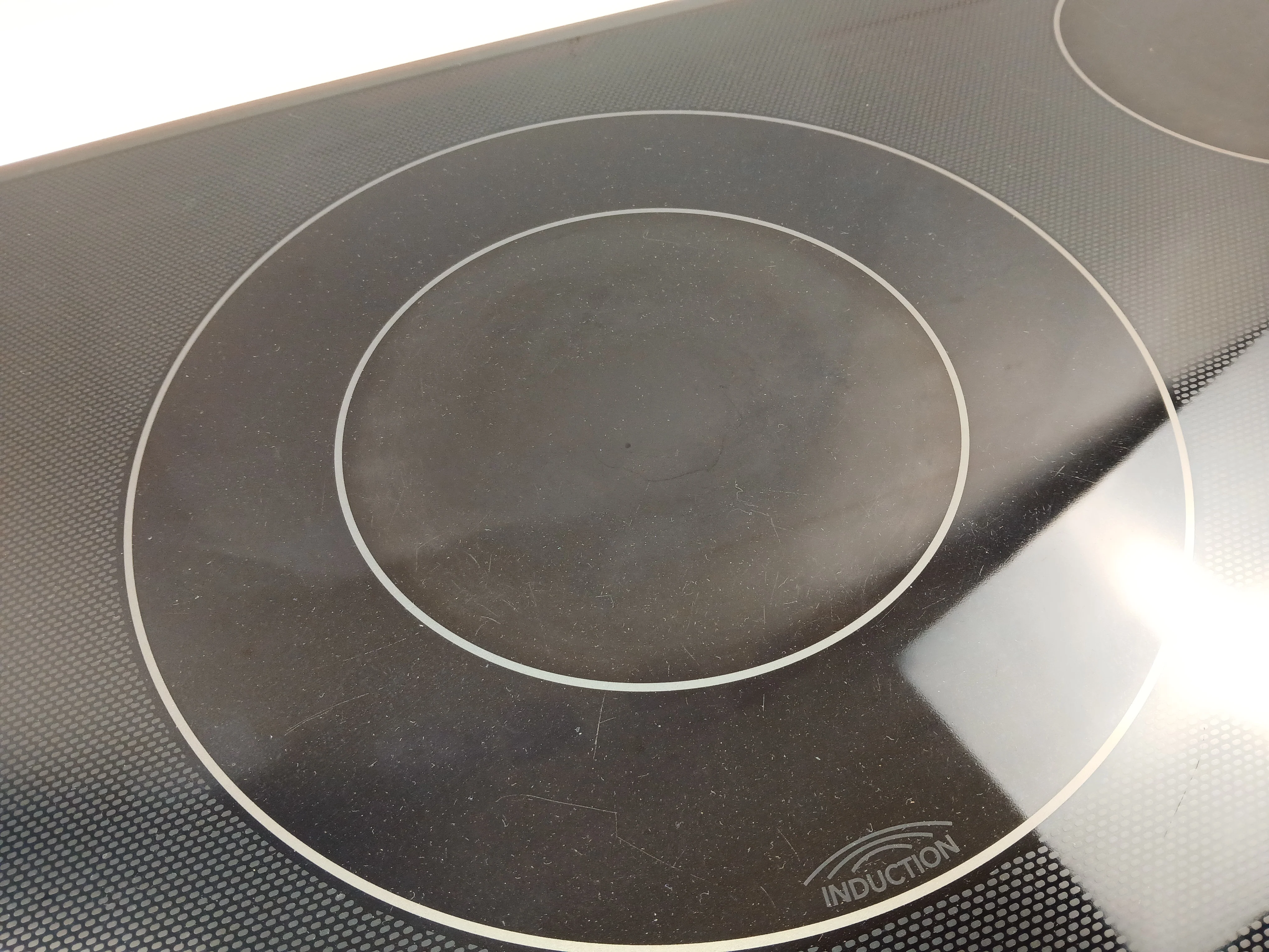 W10122346 Used Induction Cooktop Glass - Image 4