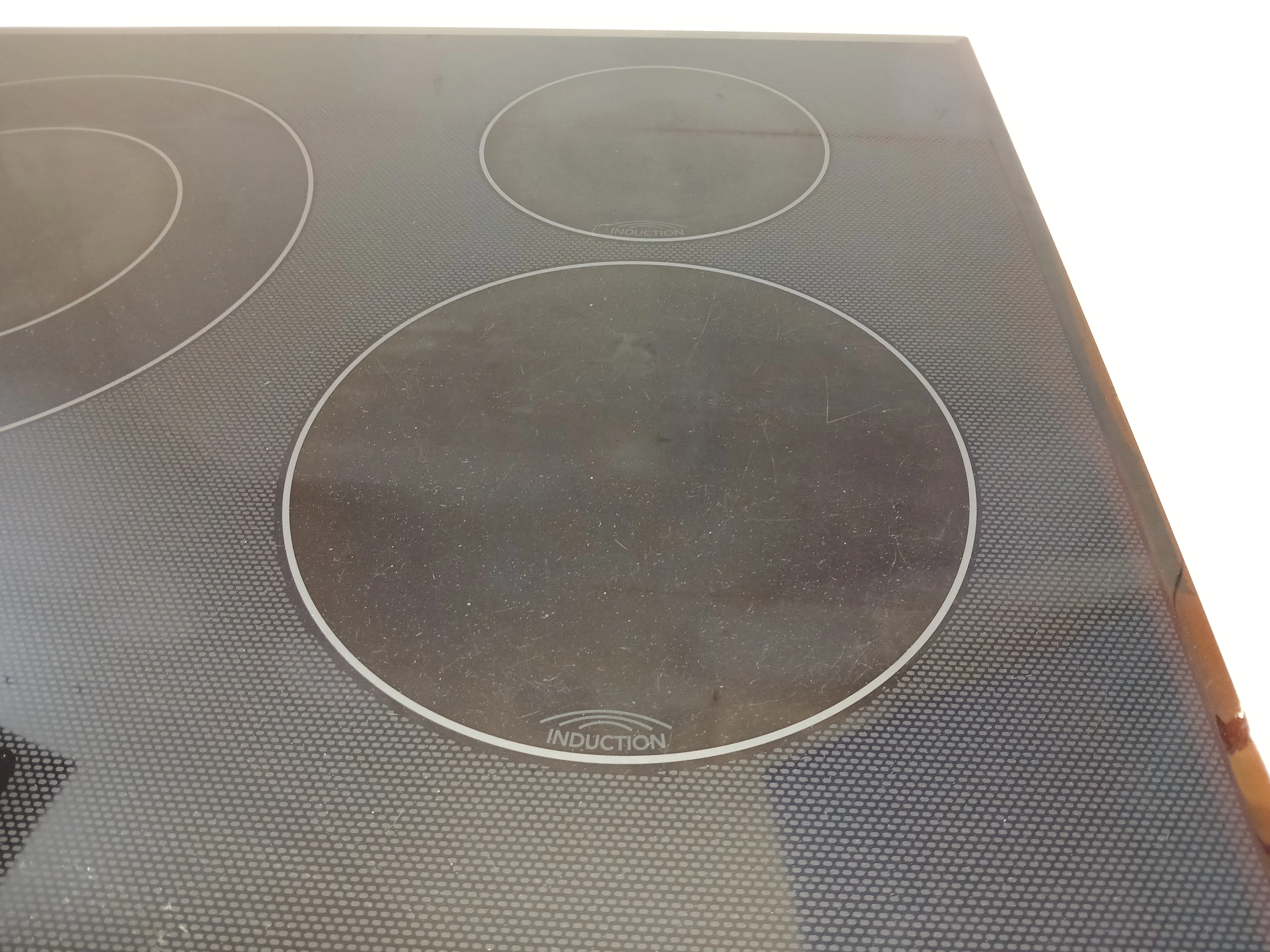 W10122346 Used Induction Cooktop Glass - Image 5