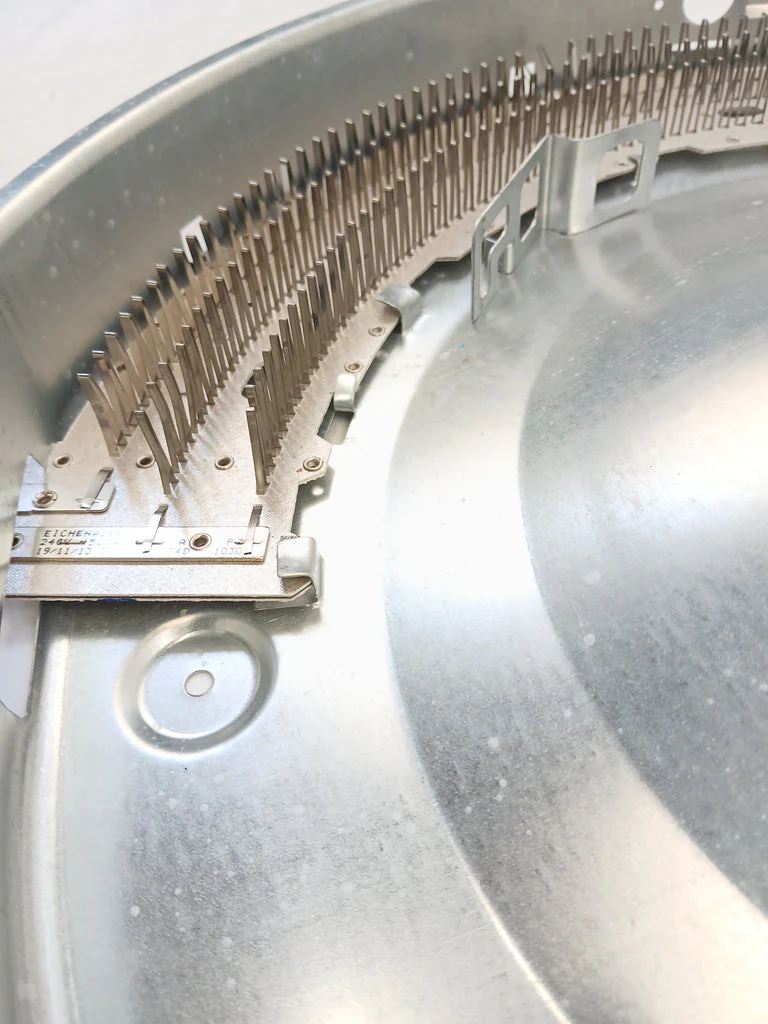WR01F02479 Dryer Heating Element - Image 4